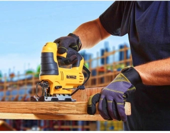 Лобзик DeWalt DWE349 +1пил. 650Вт 3200ходов/мин от электросети - купить недорого с доставкой в интернет-магазине