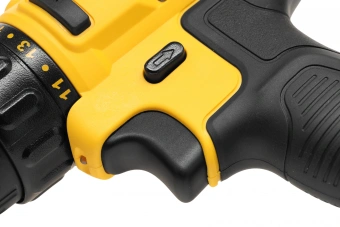 Дрель-шуруповерт DeWalt DCD710D2-QW 180Вт аккум. патрон:быстрозажимной (кейс в комплекте) - купить недорого с доставкой в интернет-магазине
