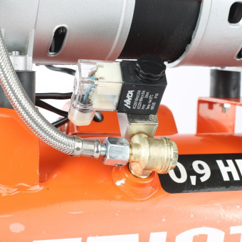 Компрессор поршневой Patriot WO 10-120 безмасляный 120л/мин 10л 650Вт оранжевый - купить недорого с доставкой в интернет-магазине