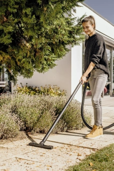 Строительный пылесос Karcher WD 3 V-17/4/20 1000Вт (уборка: сухая/сбор воды/выдув) желтый - купить недорого с доставкой в интернет-магазине