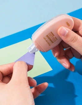 Клеющий роллер Deli EA49201 прозрачный блистер 6мм x 8м Macaron - купить недорого с доставкой в интернет-магазине