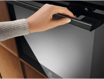 Духовой шкаф Электрический Electrolux EOF8H39H черный - купить недорого с доставкой в интернет-магазине