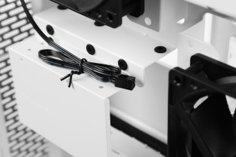 Корпус Thermaltake The Tower 500 белый без БП E-ATX 9x120mm 3x140mm 4xUSB3.0 audio bott PSU - купить недорого с доставкой в интернет-магазине