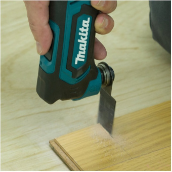Многофункциональный инструмент Makita TM30DWYE синий/черный - купить недорого с доставкой в интернет-магазине
