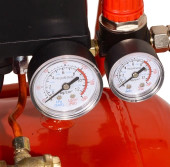 Компрессор поршневой Ресанта КП-50/400М масляный 400л/мин 50л 2500Вт красный/черный - купить недорого с доставкой в интернет-магазине