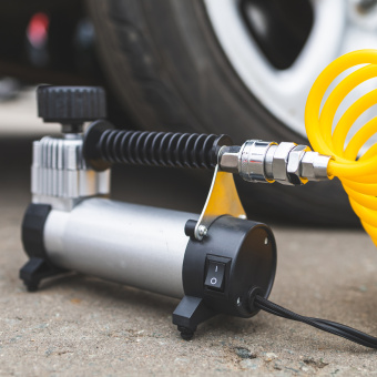 Автомобильный компрессор Starwind CC-280 35л/мин шланг 3м - купить недорого с доставкой в интернет-магазине