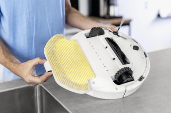 Пылесос-робот Karcher RCV 3 30Вт белый - купить недорого с доставкой в интернет-магазине