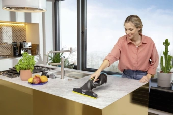 Мойщик окон Karcher WV 5 Plus N Black Edition шир.скреб.:280мм пит.:от аккум. черный - купить недорого с доставкой в интернет-магазине