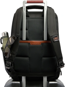 Рюкзак мужской Piquadro Oberon CA7279W150/N черный нейлон/натур.кожа - купить недорого с доставкой в интернет-магазине
