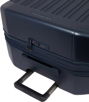 Чемодан Piquadro PQ LIGHT (BV6393PQL/BLUO) 45x69x30см 82л. 3.75кг. поликарбонат синий матов. - купить недорого с доставкой в интернет-магазине