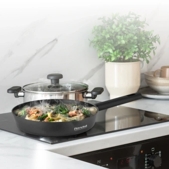 Сковорода Rondell Trumpf RDA-1343 круглая 26см покрытие: Xylan Plus ручка несъемная (без крышки) черный - купить недорого с доставкой в интернет-магазине