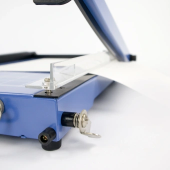 Резак сабельный Kw-Trio 3925 A4/15лист./310мм/ручн.прижим/защитный экран - купить недорого с доставкой в интернет-магазине