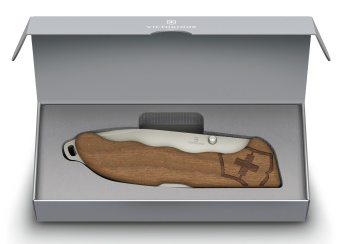 Нож перочинный Victorinox Evoke Wood (0.9415.D630) 136мм 4функц. дерево подар.коробка - купить недорого с доставкой в интернет-магазине