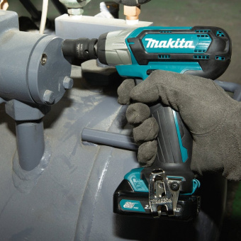 Гайковерт Makita TW141DZ аккум. патрон:квад.1/2" - купить недорого с доставкой в интернет-магазине