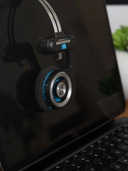 Гарнитура накладные Koss Porta Pro Wireless 2.0 черный/серебристый беспроводные bluetooth оголовье (80004324) - купить недорого с доставкой в интернет-магазине