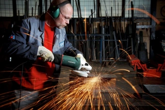 Углошлифовальная машина Metabo WE 24-230 MVT 2400Вт 6600об/мин рез.шпин.:M14 d=230мм (606470000) - купить недорого с доставкой в интернет-магазине