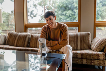 Чехол (клип-кейс) uBear для Apple iPhone 15 Plus Real Mag Case with MagSafe прозрачный (CS254TT67RL-I23M) - купить недорого с доставкой в интернет-магазине