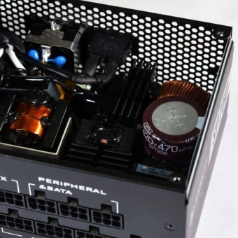 Блок питания Lian-Li SFX 750W SP750 80+ gold (20+4pin) APFC 92mm fan 8xSATA Cab Manag RTL - купить недорого с доставкой в интернет-магазине
