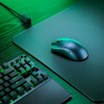 Мышь Razer Viper V3 Pro черный оптическая 35000dpi беспров. USB 8but (RZ01-05120100-R3G1) - купить недорого с доставкой в интернет-магазине