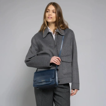 Сумка женская The Bridge Lucrezia 04193001/YH темно-синяя натур.кожа - купить недорого с доставкой в интернет-магазине