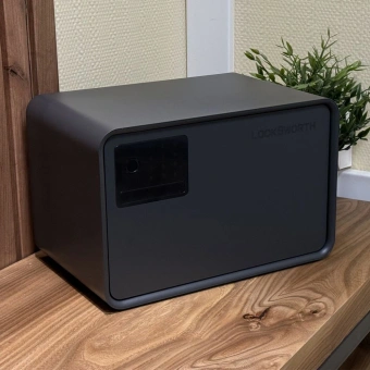 Сейф мебельный LockSworth VS4528-BK взломостойкий встраиваемый 200x310x200мм электронный/ключевой/биометрический - купить недорого с доставкой в интернет-магазине