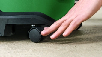 Строительный пылесос Bosch UniversalVac15 1000Вт (уборка: сухая/влажная) зеленый - купить недорого с доставкой в интернет-магазине