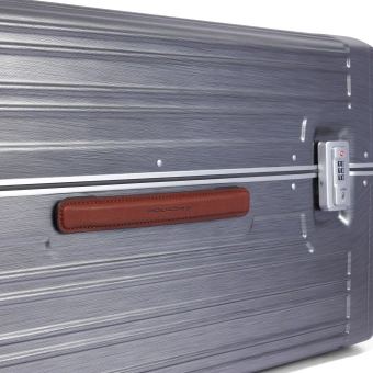 Чемодан Piquadro PQ-LM BV5213PQLM/NCU 42x37x80см 102л. 5.6кг. поликарбонат/натур.кожа серебристый - купить недорого с доставкой в интернет-магазине