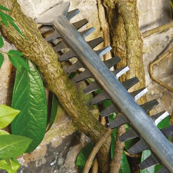 Кусторез Bosch UniversalHedgeCut 50 (06008C0501) - купить недорого с доставкой в интернет-магазине