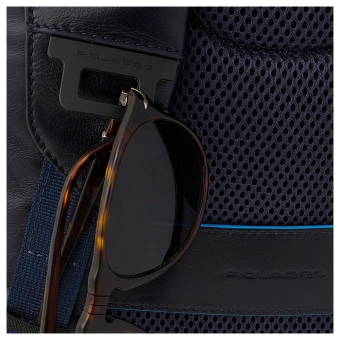Рюкзак мужской Piquadro Blue Square Revamp CA5574B2V/BLU синий кожа - купить недорого с доставкой в интернет-магазине