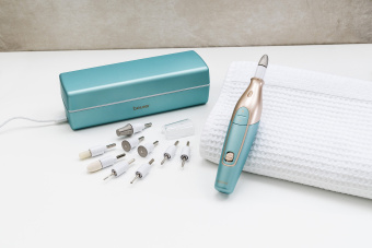 Маникюрно-педикюрный набор Beurer MP84 насадок в компл.:10шт золотистый/бирюзовый - купить недорого с доставкой в интернет-магазине