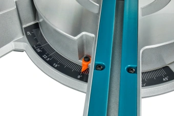 Торцовочная пила Makita LS1110F 1450Вт 4500об/мин d=260мм - купить недорого с доставкой в интернет-магазине