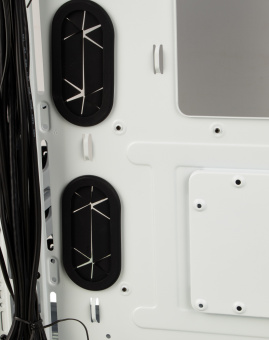 Корпус Thermaltake View 71 TG белый без БП ATX 9x120mm 4x140mm 2xUSB2.0 2xUSB3.0 audio bott PSU - купить недорого с доставкой в интернет-магазине