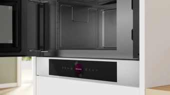 Микроволновая печь Bosch BFL7221W1 21л. 900Вт белый (встраиваемая) - купить недорого с доставкой в интернет-магазине