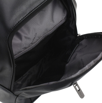 Рюкзак слинг Piquadro Urban CA4536UB00/N черный кожа - купить недорого с доставкой в интернет-магазине