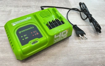 Зарядное устройство Greenworks G40UC5 (2945107) - купить недорого с доставкой в интернет-магазине