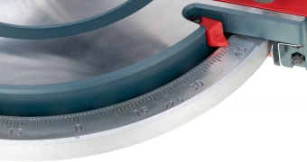 Торцовочная пила Bosch GCM 216 1300Вт 4800об/мин d=216мм - купить недорого с доставкой в интернет-магазине