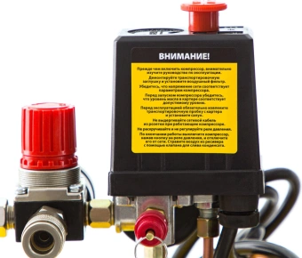 Компрессор поршневой Denzel DKV2200/50,Х-PRO масляный 400л/мин 50л 2200Вт желтый/черный - купить недорого с доставкой в интернет-магазине