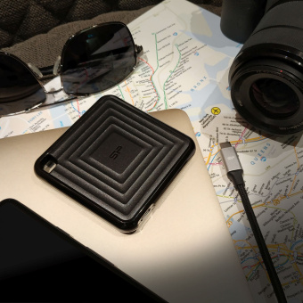 Накопитель SSD Silicon Power USB-C 2TB SP020TBPSDPC60CK PC60 1.8" черный - купить недорого с доставкой в интернет-магазине