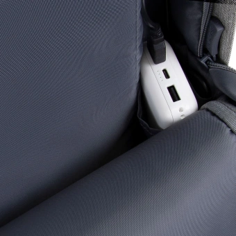 Рюкзак для ноутбука 17.3" Riva 7567 серый/темно-синий полиэстер (7567 GREY/DARK BLUE) - купить недорого с доставкой в интернет-магазине