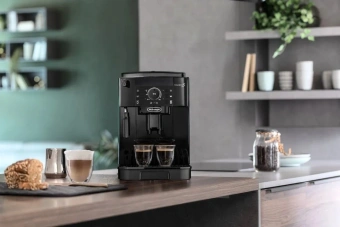 Кофемашина Delonghi Magnifica Evo ECAM12.121.B 1450Вт черный - купить недорого с доставкой в интернет-магазине