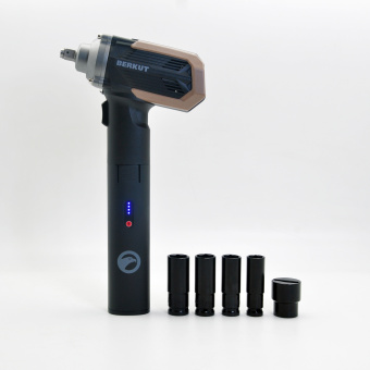 Гайковерт Berkut WAC-700 800Вт аккум. патрон:квад.1/2" (ББ-00003318) - купить недорого с доставкой в интернет-магазине