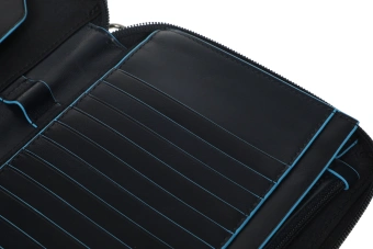 Мультипортмоне Piquadro Blue Square PP3246B2/BLU2 синий натур.кожа - купить недорого с доставкой в интернет-магазине