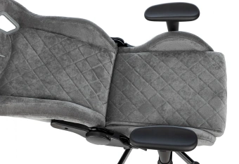 Кресло игровое Knight Outrider LTD серый Light-19 с подголов. крестов. металл - купить недорого с доставкой в интернет-магазине