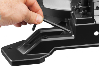 Торцовочная пила Зубр ЗПТ-255-1800 ЛМ2 1600Вт 5000об/мин d=255мм - купить недорого с доставкой в интернет-магазине