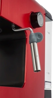 Кофеварка рожковая Polaris PCM 1516E Adore Crema 850Вт красный - купить недорого с доставкой в интернет-магазине