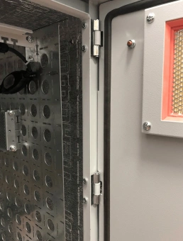 Шкаф коммутационный ЦМО (ШТВ-Н-12.6.3-4ААА-Т1) настенный 12U 620x330мм пер.дв.металл несъемн.бок.пан. 150кг серый 220мм сталь нержавеющая уличный с вентилятором с нагревателем 150Вт - купить недорого с доставкой в интернет-магазине