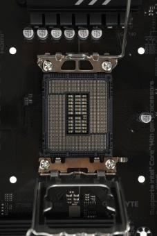 Материнская плата Gigabyte Z790 EAGLE AX Soc-1700 Intel Z790 4xDDR5 ATX AC`97 8ch(7.1) 2.5Gg RAID+HDMI+DP - купить недорого с доставкой в интернет-магазине