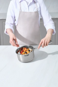 Ковш Rondell Verter RDS-2028 1.3л. d=16см (с крышкой) стальной - купить недорого с доставкой в интернет-магазине