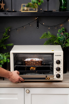 Мини-печь Starwind SMO2026 36л. 1300Вт бежевый - купить недорого с доставкой в интернет-магазине