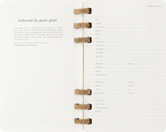 Еженедельник Moleskine ACADEMIC SPIRAL DSSPB12AMWH3 Large 150х210мм 200стр. кремовые страницы спираль черный - купить недорого с доставкой в интернет-магазине